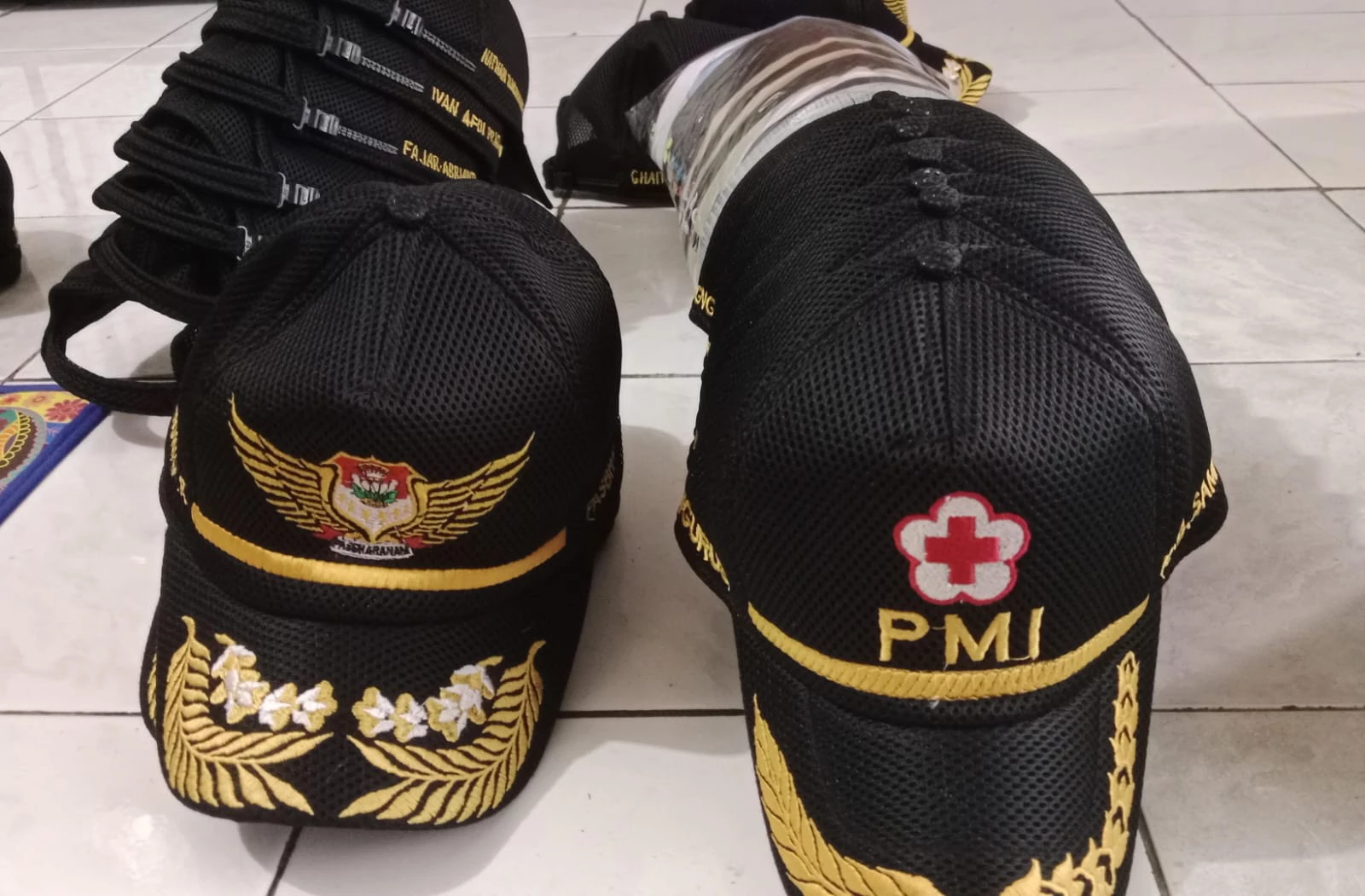 Topi sablon custom desain